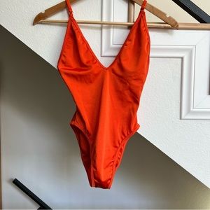 Gooseberry Swim SO CHIC one piece